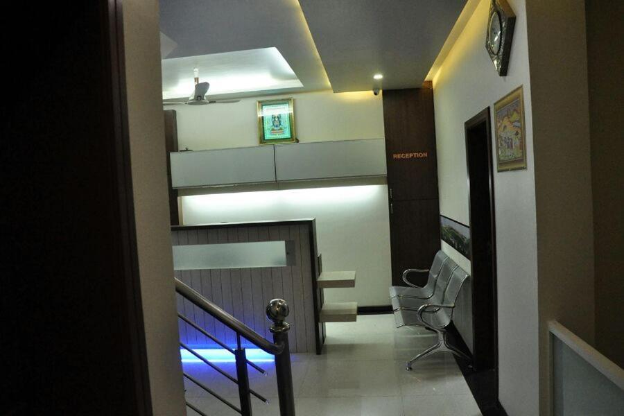 Hotel Indrani Chittorgarh Ngoại thất bức ảnh